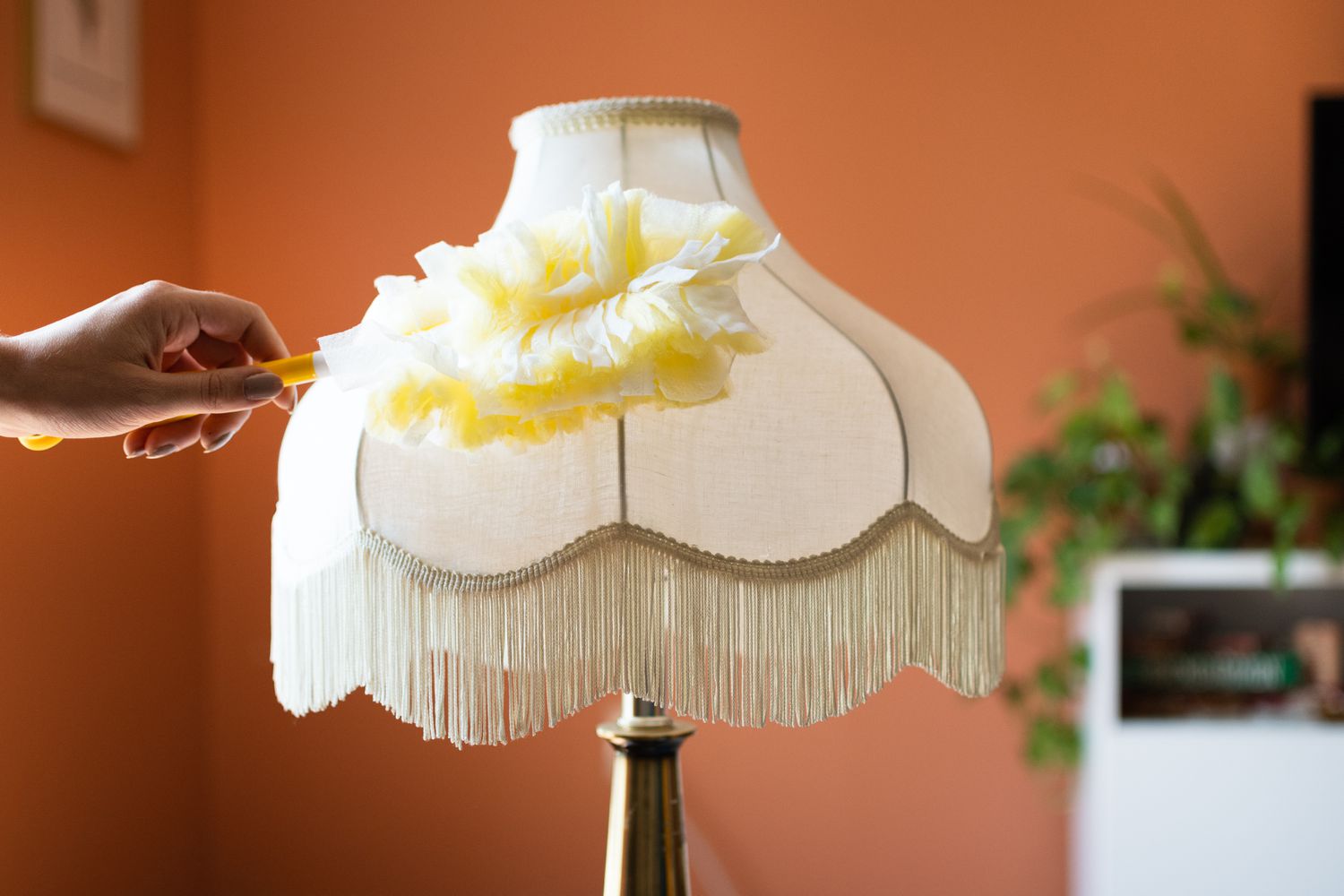 cleaning lamp shades